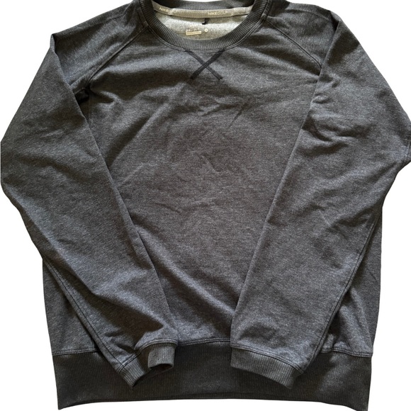 Nike Tops - Nike Golf Sport Womens Charcoal Gray Dri Fit Sweatshirt Small